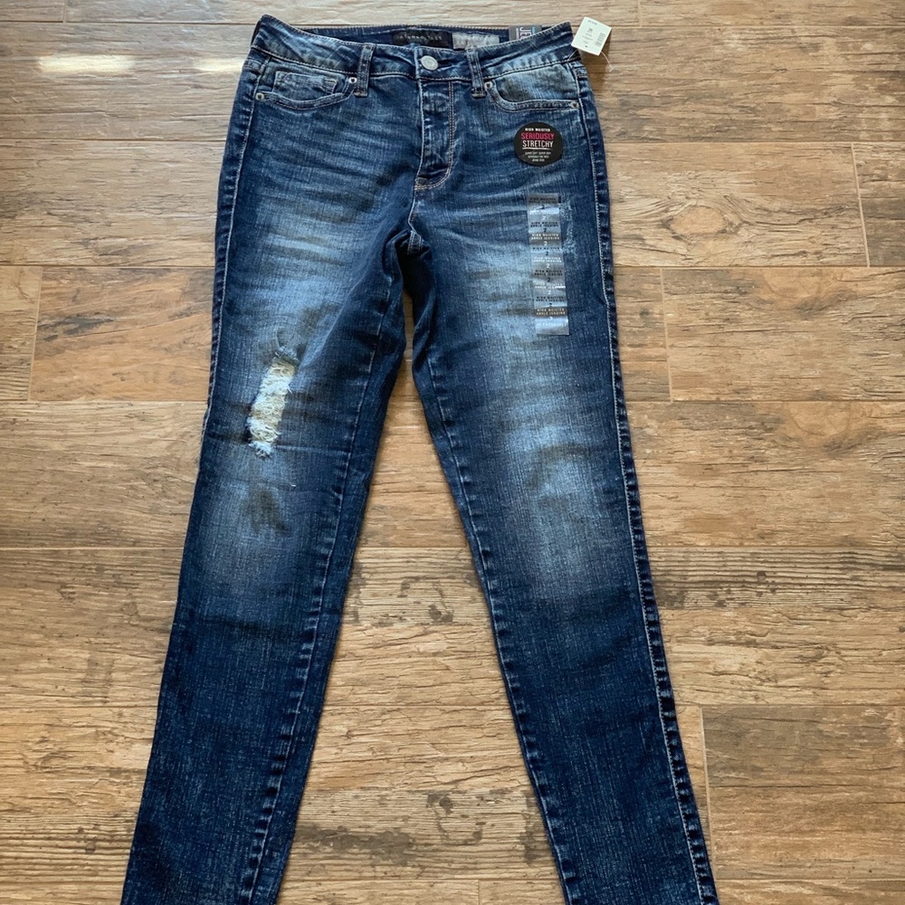 Aeropostale High Waisted Jeans